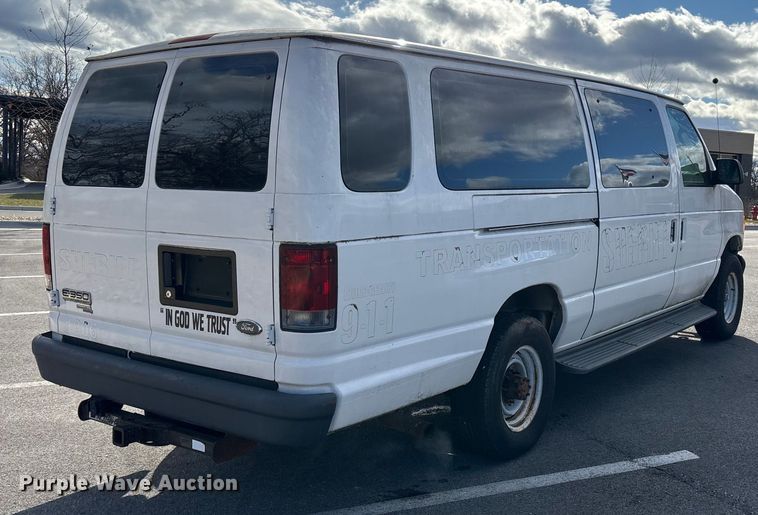 image for item FG0024 2006 Ford E350 van