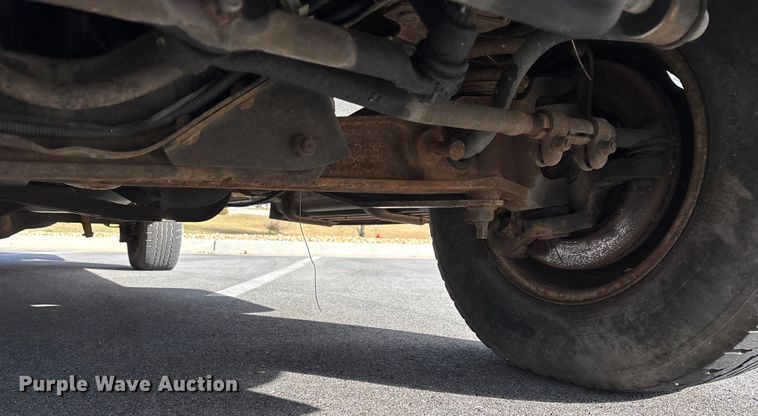 image for item FG0024 2006 Ford E350 van