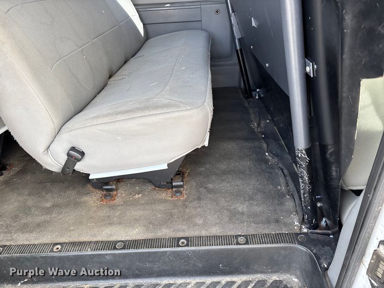 image for item FG0024 2006 Ford E350 van