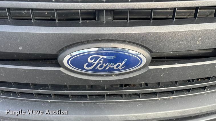 image for item FG0025 2018 Ford F150 Crew Cab flatbed pickup truck