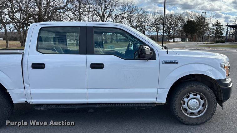 image for item FG0025 2018 Ford F150 Crew Cab flatbed pickup truck