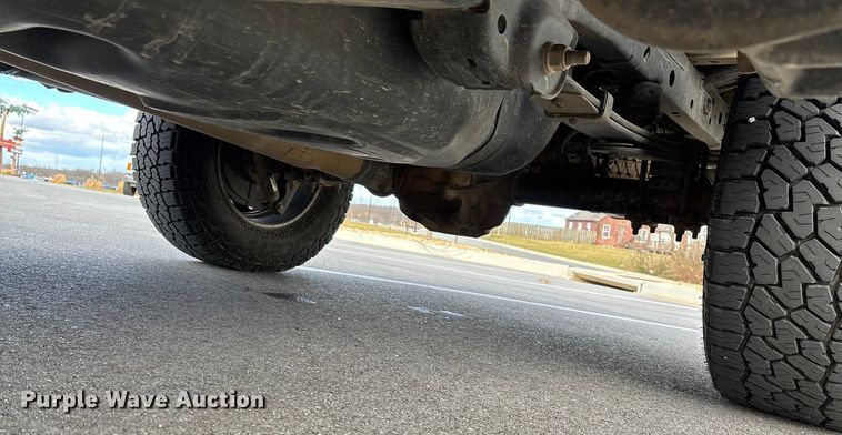 image for item FG0025 2018 Ford F150 Crew Cab flatbed pickup truck