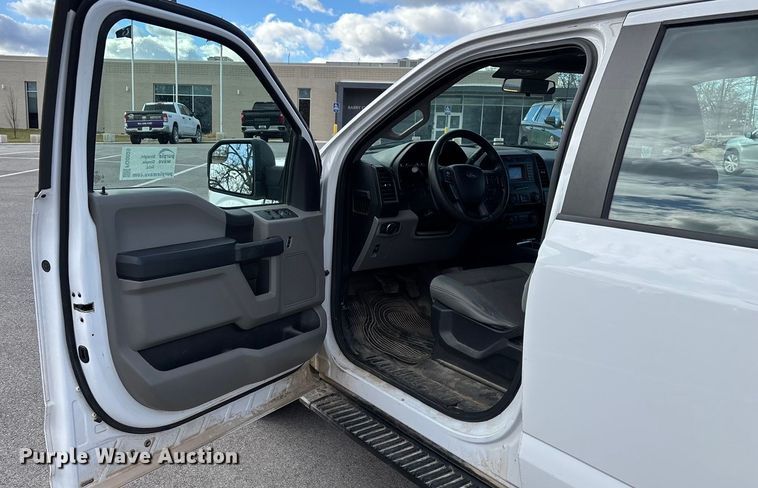 image for item FG0025 2018 Ford F150 Crew Cab flatbed pickup truck