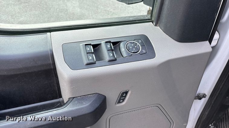 image for item FG0025 2018 Ford F150 Crew Cab flatbed pickup truck