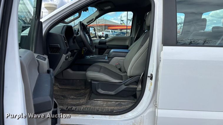 image for item FG0025 2018 Ford F150 Crew Cab flatbed pickup truck