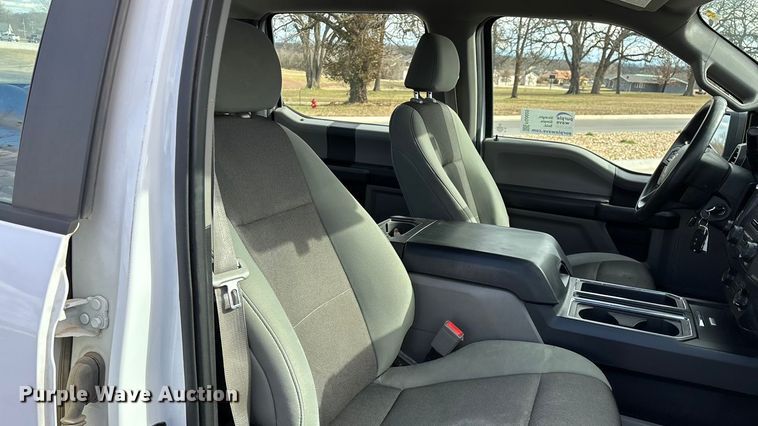 image for item FG0025 2018 Ford F150 Crew Cab flatbed pickup truck