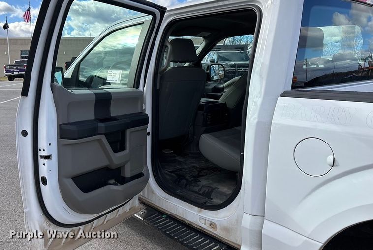 image for item FG0025 2018 Ford F150 Crew Cab flatbed pickup truck