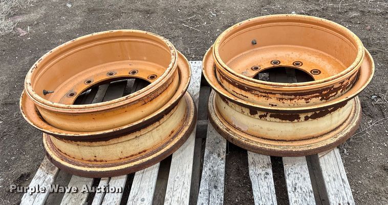 image for item FG2529 (2) motor grater wheels