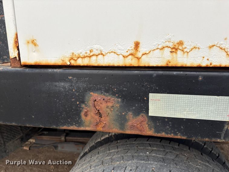 image for item FG2531 2016 Ford F350 Super Duty Ext. Cab flatbed pickup truck