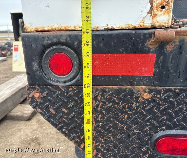 image for item FG2531 2016 Ford F350 Super Duty Ext. Cab flatbed pickup truck