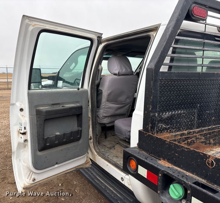 image for item FG2531 2016 Ford F350 Super Duty Ext. Cab flatbed pickup truck