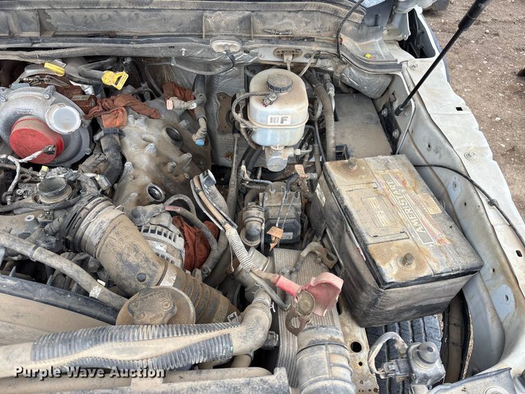 image for item FG2531 2016 Ford F350 Super Duty Ext. Cab flatbed pickup truck