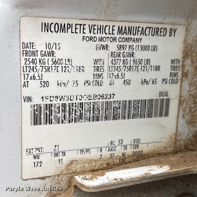 image for item FG2531 2016 Ford F350 Super Duty Ext. Cab flatbed pickup truck