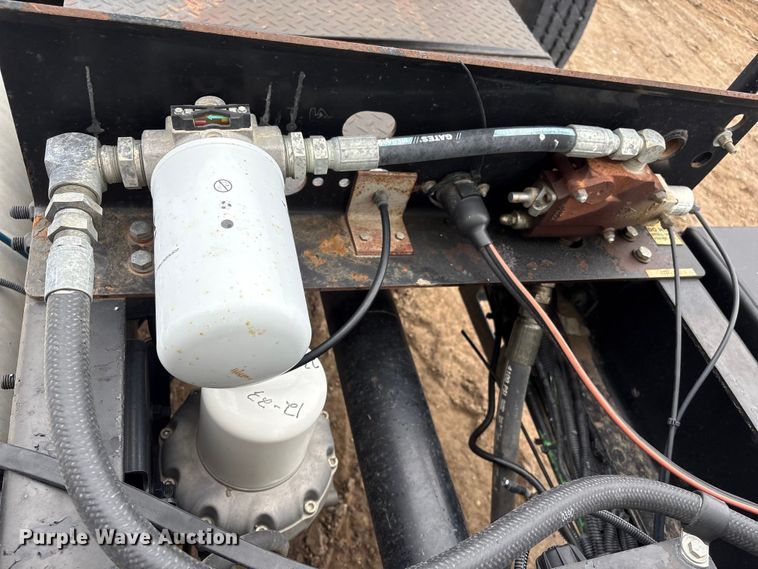 image for item FG2532 2011 Freightliner Coronado semi truck