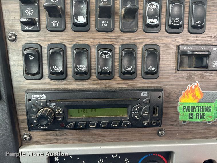 image for item FG2532 2011 Freightliner Coronado semi truck