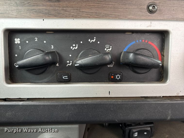 image for item FG2532 2011 Freightliner Coronado semi truck