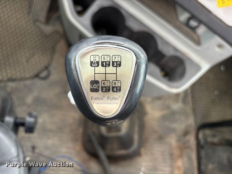 image for item FG2532 2011 Freightliner Coronado semi truck