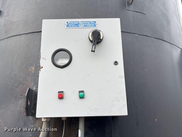 image for item FG2534 Huron Culvert & Tank Co. asphalt tank