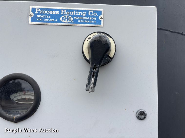 image for item FG2534 Huron Culvert & Tank Co. asphalt tank