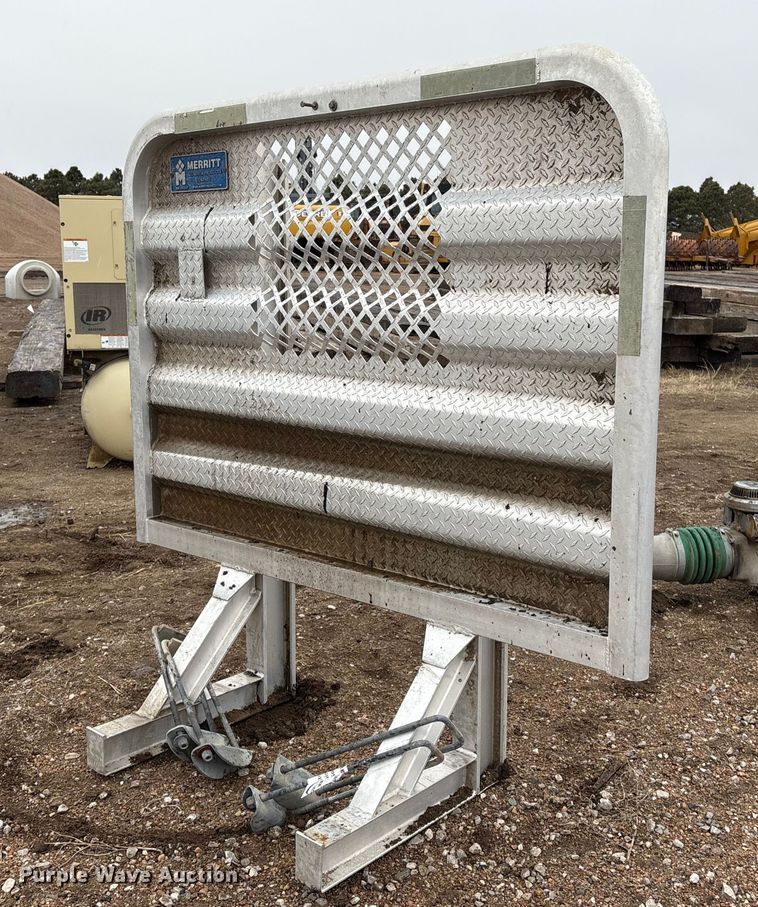 image for item FG2535 Merritt headache rack