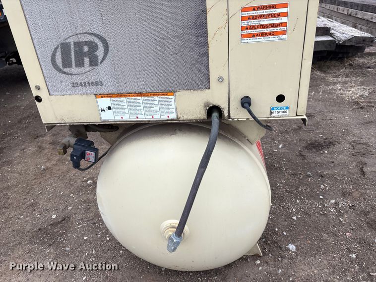 image for item FG2536 Ingersoll-Rand UP6-10TAS-210 W/D air compressor
