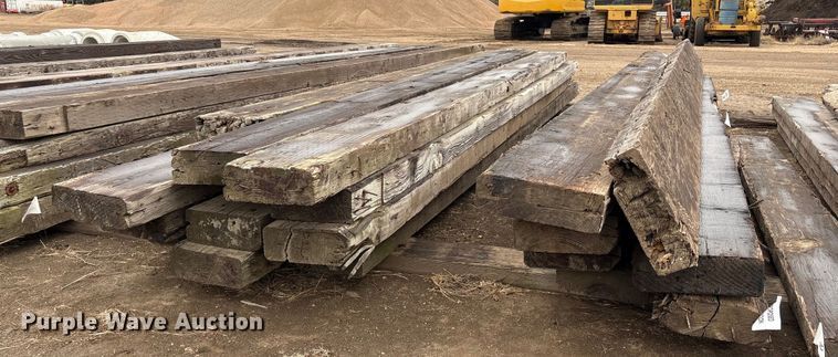 image for item FG2539 Approximately 19 bridge planks