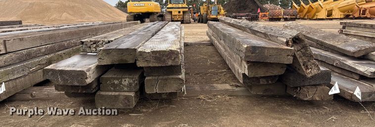 image for item FG2539 Approximately 19 bridge planks