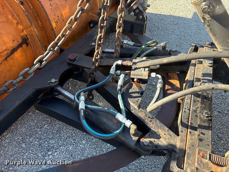 image for item FG2574 2005 International 7300 dump truck