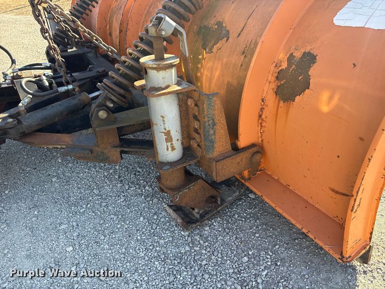 image for item FG2574 2005 International 7300 dump truck