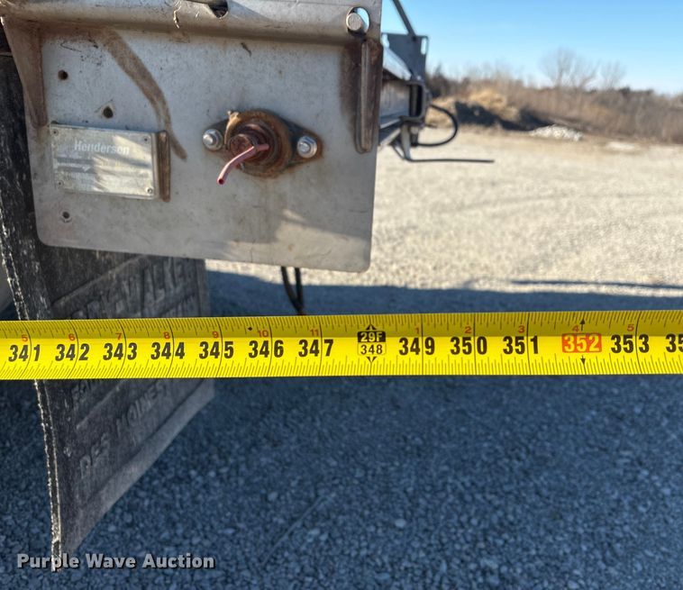 image for item FG2574 2005 International 7300 dump truck