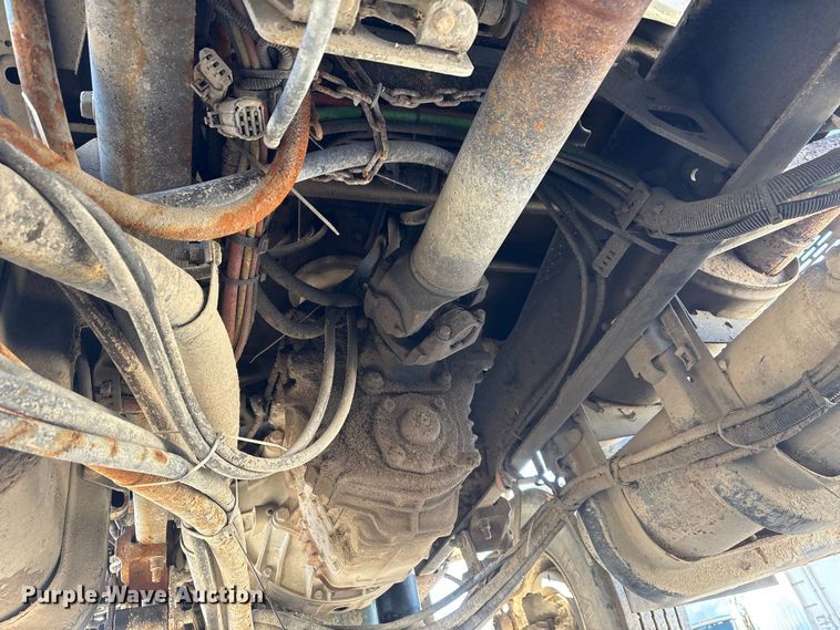 image for item FG2574 2005 International 7300 dump truck