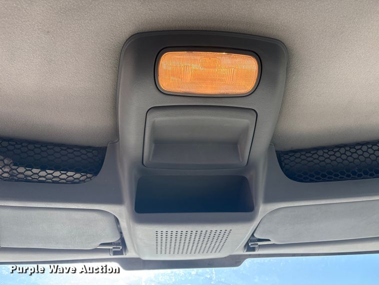 image for item FG2574 2005 International 7300 dump truck