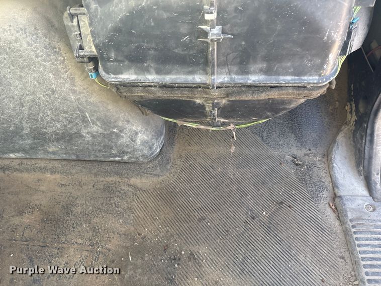 image for item FG2574 2005 International 7300 dump truck