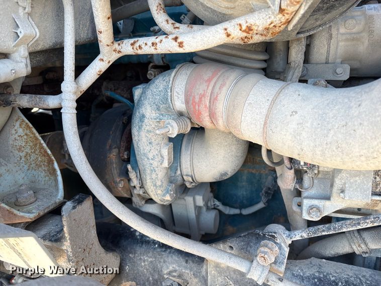 image for item FG2574 2005 International 7300 dump truck