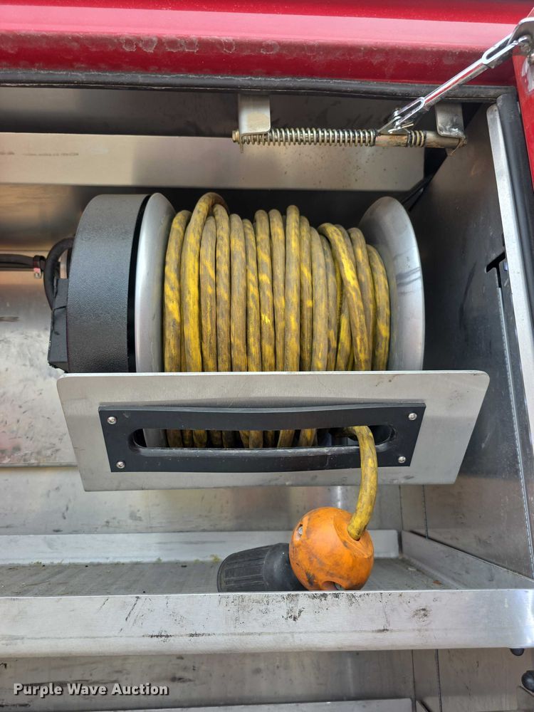 image for item FI0630 2009 Pierce Velocity ladder fire truck