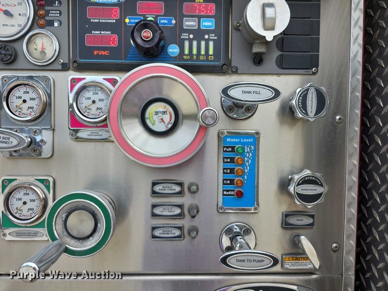 image for item FI0630 2009 Pierce Velocity ladder fire truck