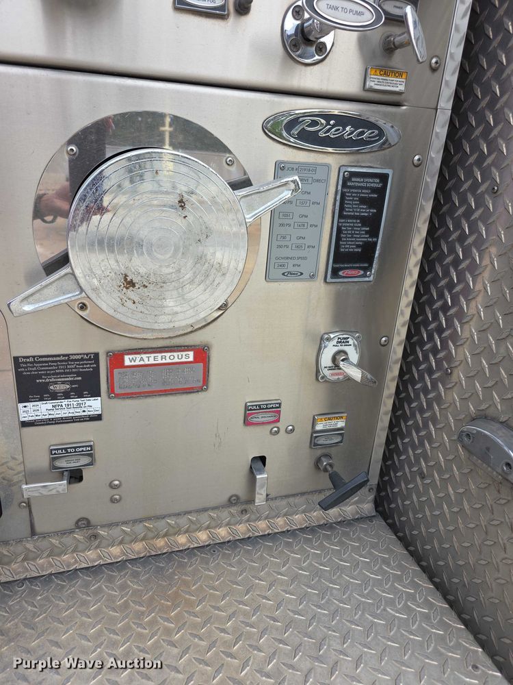 image for item FI0630 2009 Pierce Velocity ladder fire truck