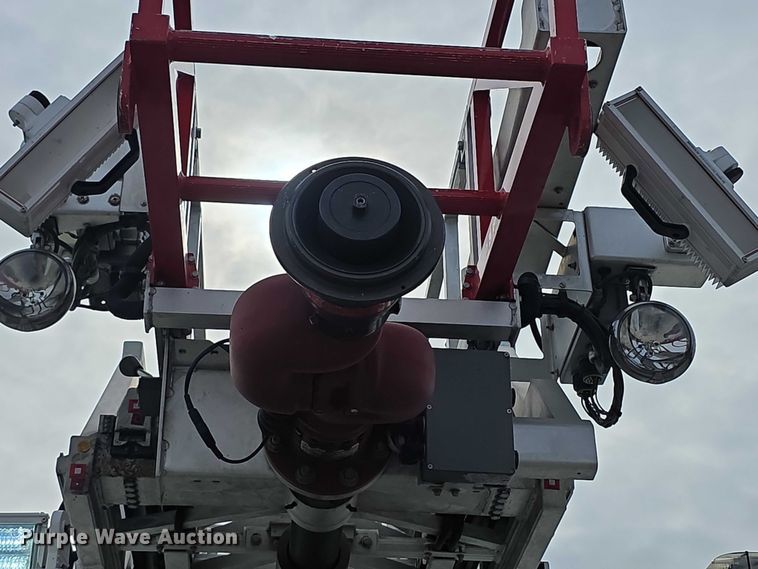 image for item FI0630 2009 Pierce Velocity ladder fire truck