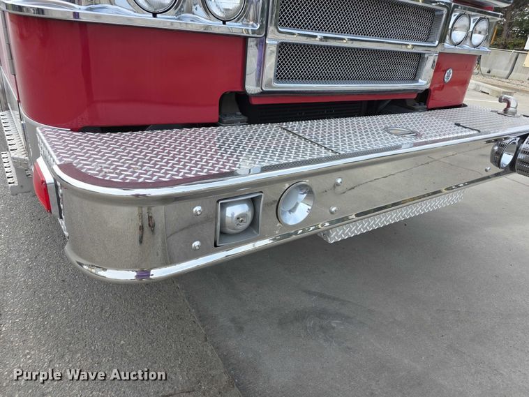 image for item FI0630 2009 Pierce Velocity ladder fire truck