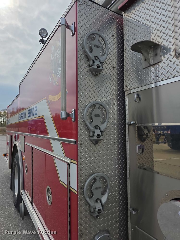 image for item FI0630 2009 Pierce Velocity ladder fire truck