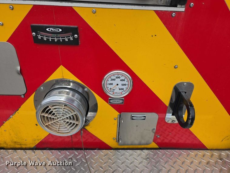image for item FI0630 2009 Pierce Velocity ladder fire truck