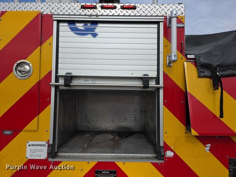 image for item FI0630 2009 Pierce Velocity ladder fire truck