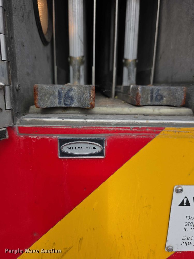 image for item FI0630 2009 Pierce Velocity ladder fire truck