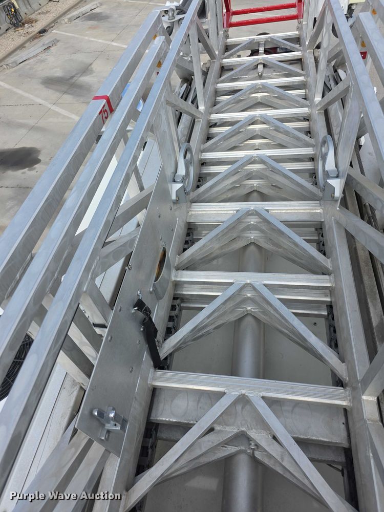 image for item FI0630 2009 Pierce Velocity ladder fire truck