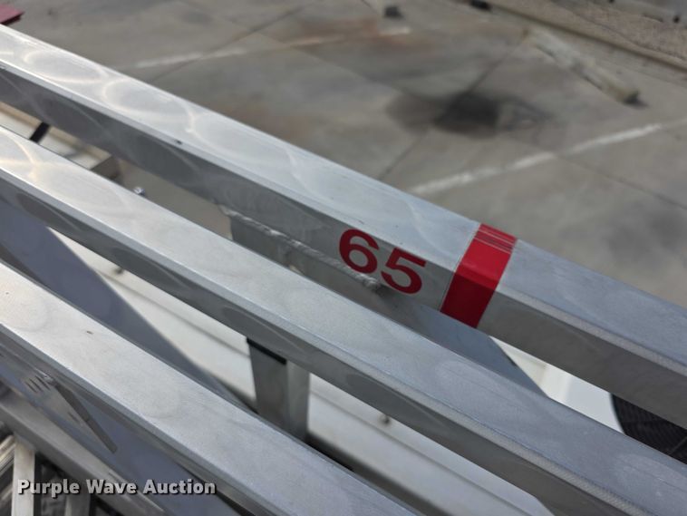 image for item FI0630 2009 Pierce Velocity ladder fire truck