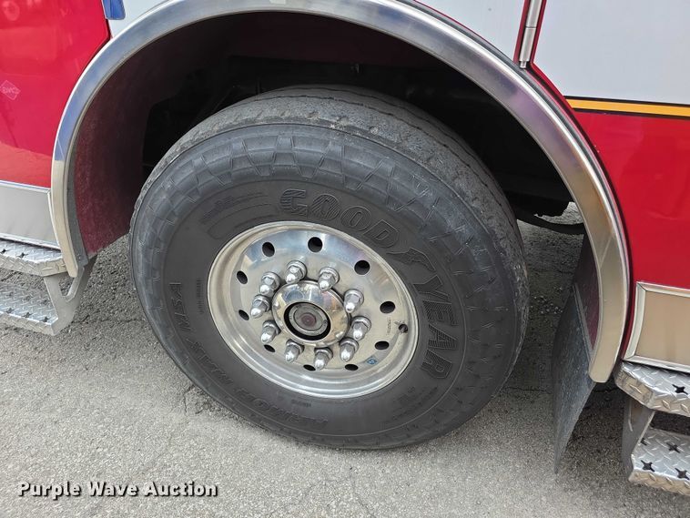 image for item FI0630 2009 Pierce Velocity ladder fire truck