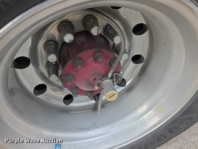 image for item FI0630 2009 Pierce Velocity ladder fire truck