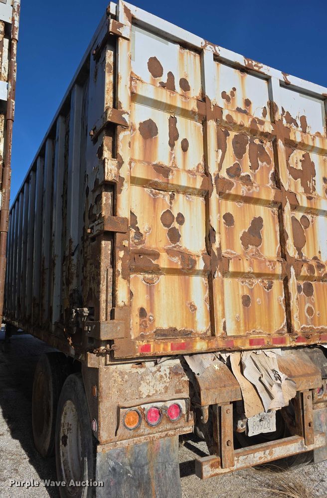 image for item FI0717 2015 Peerless 45SWO walking floor trailer