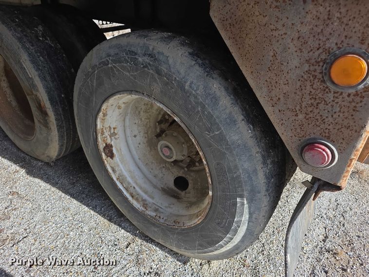 image for item FI0717 2015 Peerless 45SWO walking floor trailer