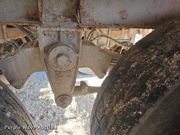 image for item FI0717 2015 Peerless 45SWO walking floor trailer